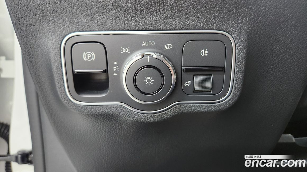 Mercedes-Benz GLA-Class H247 GLA250 4MATIC (02.2024)