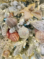 Заснеженная новогодняя ель «Сияй»