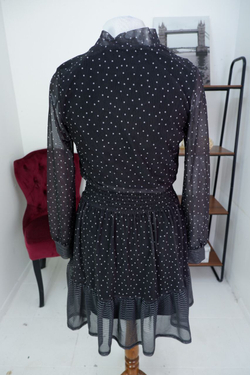 Платье RESERVED симпатичное 44 размер