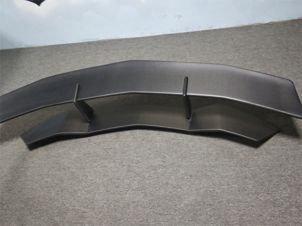 Карбоновый спойлер для Lamborghini Aventador LP700 Ламборгини