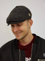 Кепка серый мелажн Город Горький олень желтый