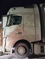 Shacman (Shaanxi) SX* 4x2 Седельный тягач SX4188YY381 (Дизельный, 12,5 л, 480 л.с., АТ)