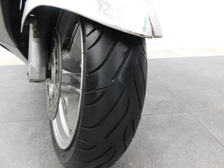 Suzuki Skywave 650 , 2002