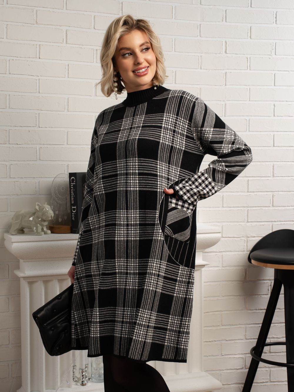 Платье Добринка (черно-белое) П15106-18М LT Collection