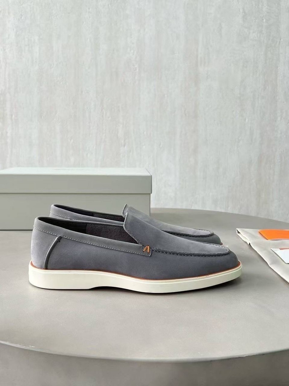 Лоферы Santoni