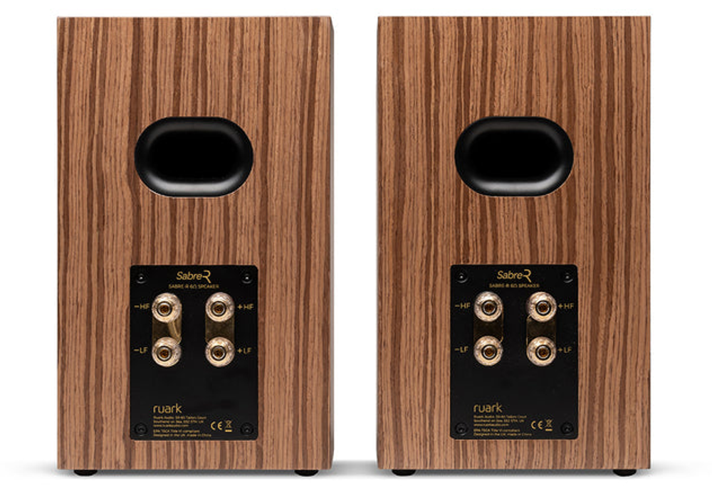 Полочная акустическая система Ruark Sabre-R орех
