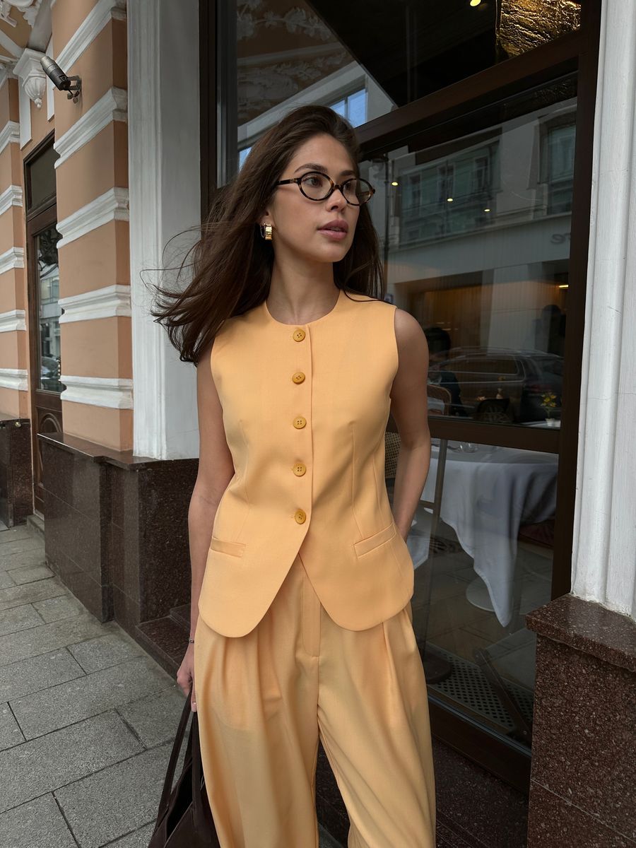 Жилет из тонкой шерсти удлиненный канарейка