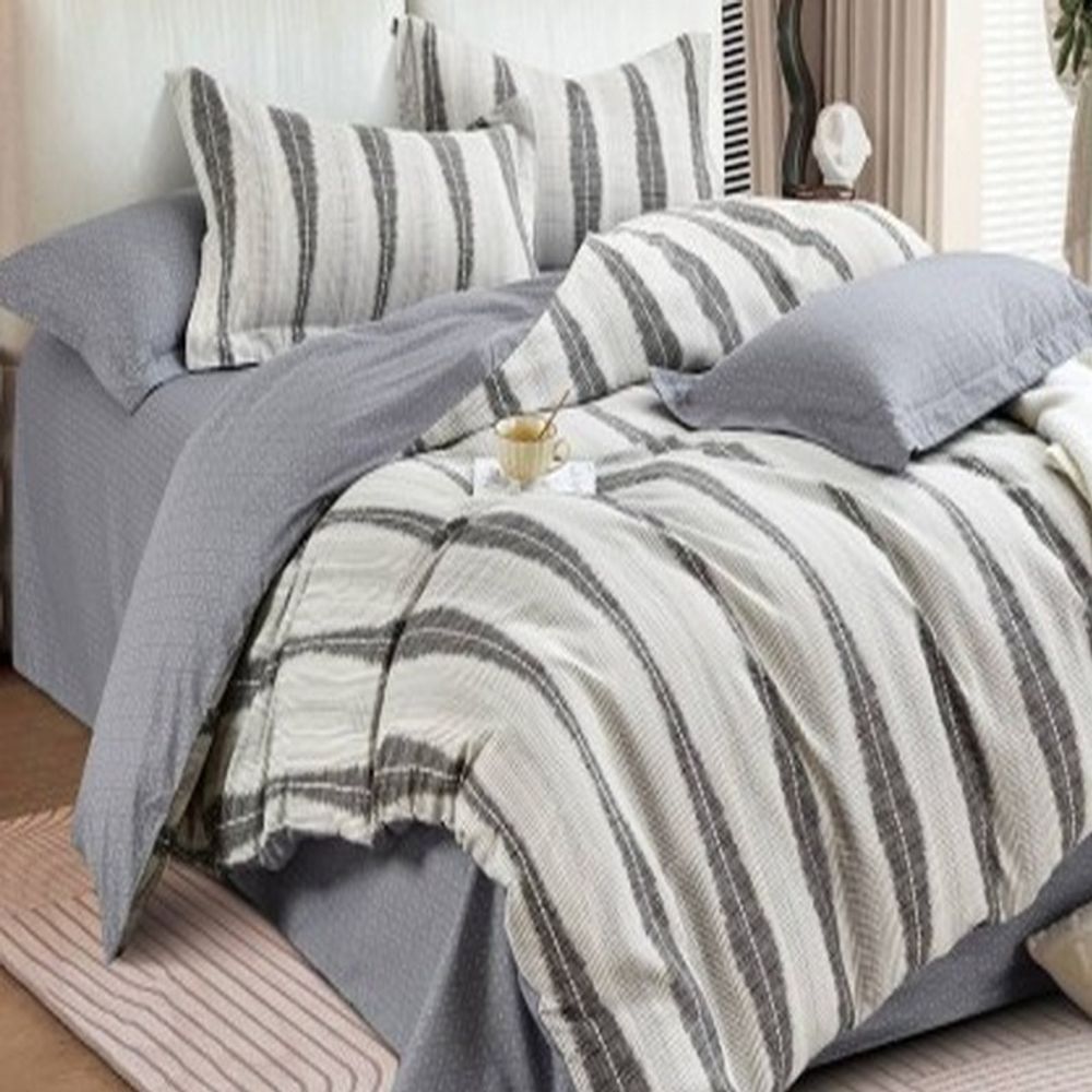 Комплект постельного белья "О. GRAY LONG", сатин, 100% хлопок. Пододеяльник и наволочки на молнии!!! Комплект постельного белья "О. GRAY LONG", сатин, 100% хлопок. Пододеяльник и наволочки на молнии!!!