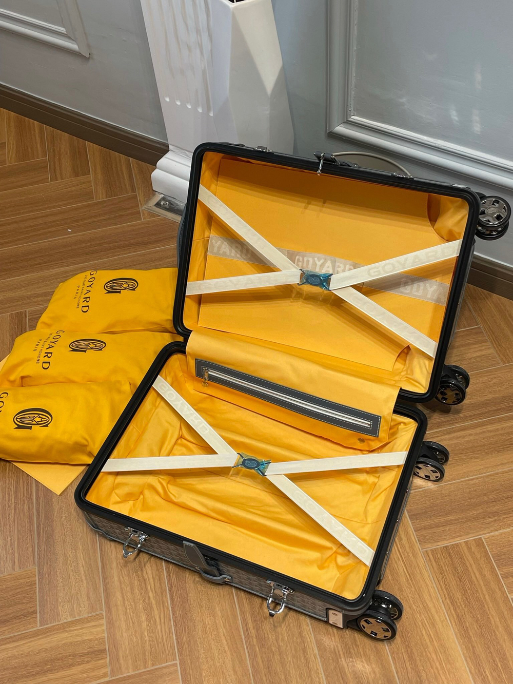 Goyard Bourget PM Trolley Case