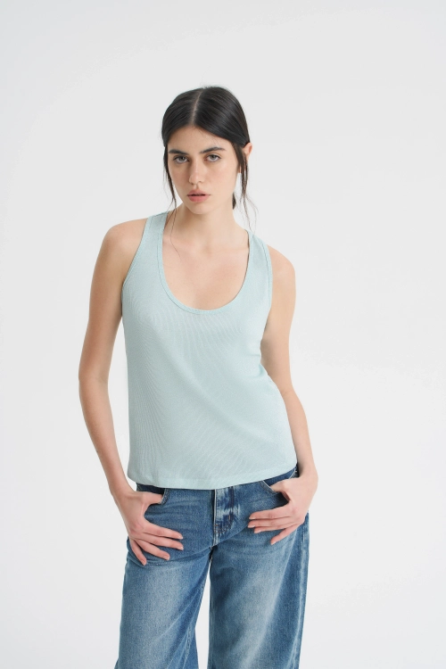 Топ-майка с люрексом