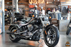 Harley-Davidson Softail Breakout MY15