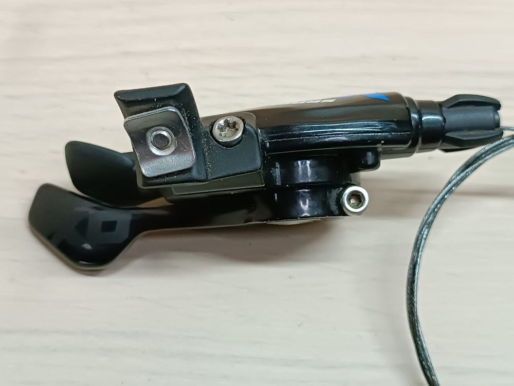 Манетка для велосипеда SRAM X0 2 скорости (левая) ma049