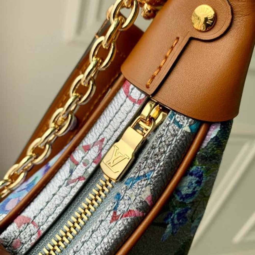 Louis Vuitton Loop