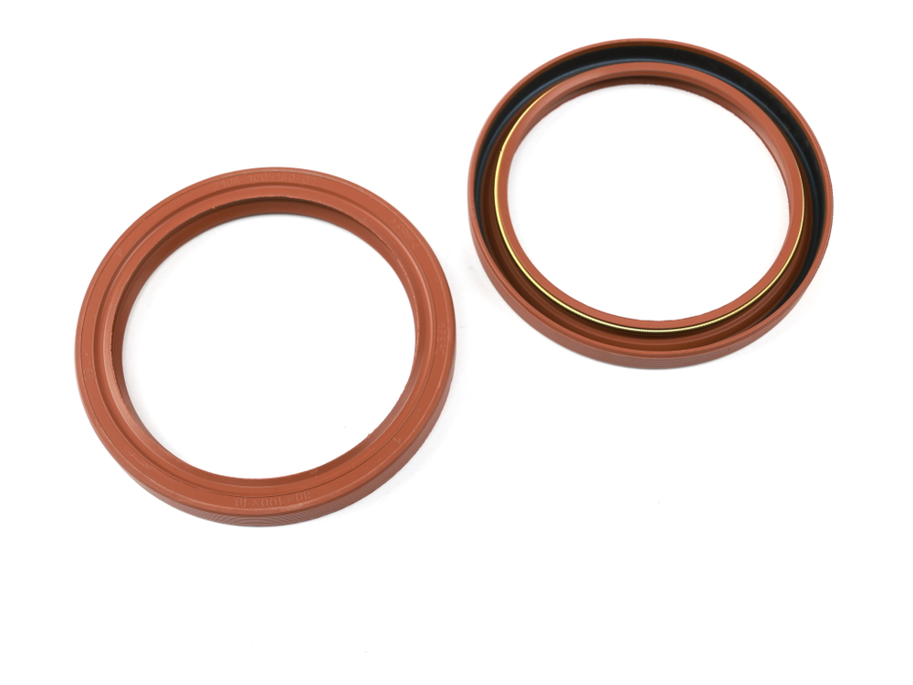 Сальник 80х100х10 а/м ВАЗ,ГАЗель,УАЗ коленчатого вала задний дв. ЗМЗ, УМЗ, ВАЗ 2108, 2170-2172, Приора, Evotech 2.7 (красный с пружинойFPM) Резинотехника г. Балаково ( ОЕ 2108-1005160-01 FPM (пруж.) )