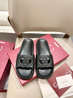 Gucci GG Slide Sandal