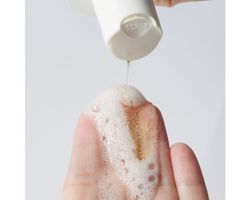 JAN MARINI C-ESTA CLEANSING GEL Очищающий гель с витамином С и DMAE