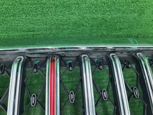 Бампер передний Hongqi HS5 (2019-н.в.)