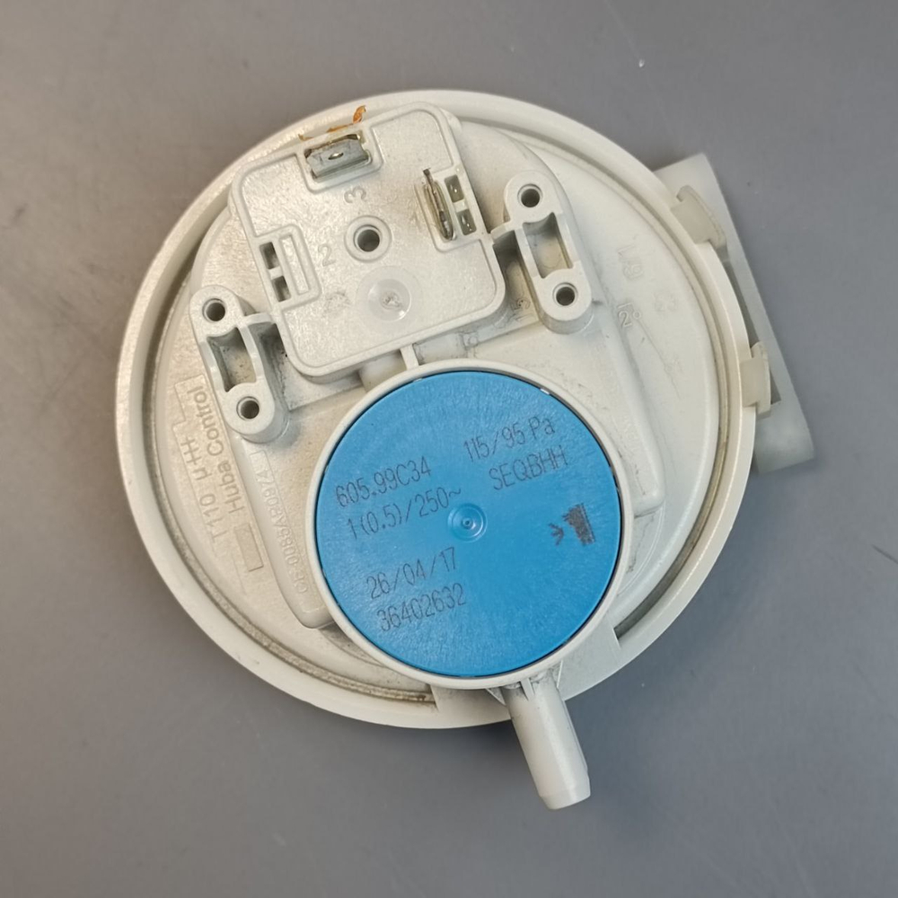 Б/У Пневмореле 115/95 для котлов BAXI арт. 721890800, 710790300, 628150, 618470, 628640