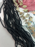 Стеклянные матовые бусины 4 мм, нить 37 см, черный