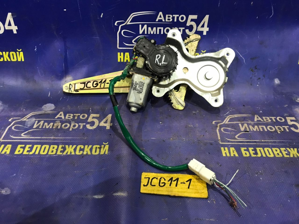 Стеклоподъемник задний левый TOYOTA BREVIS 2001