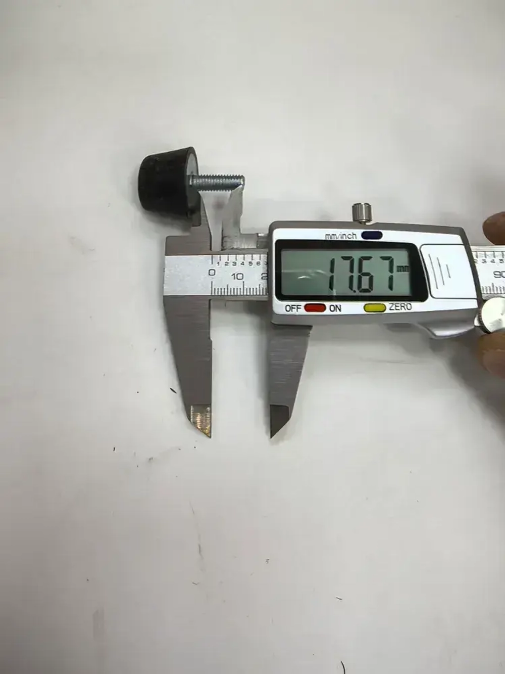 Демпфер конический с наружной резьбой М6, тип MS. DR332517M618