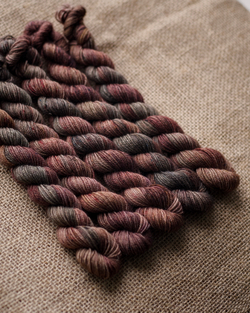 Предзаказ мини! Носочная пряжа с пухом яка "Тибетский календарь"