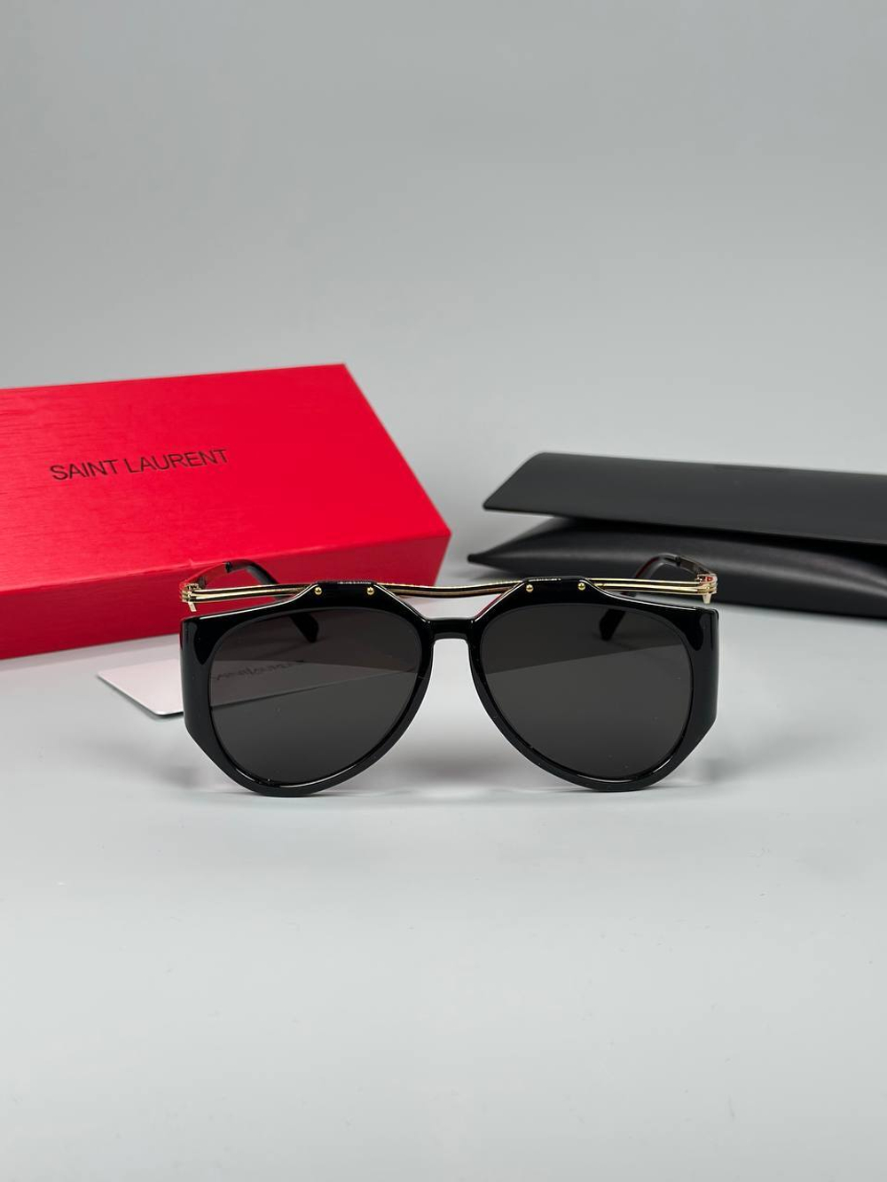 Очки Saint Laurent