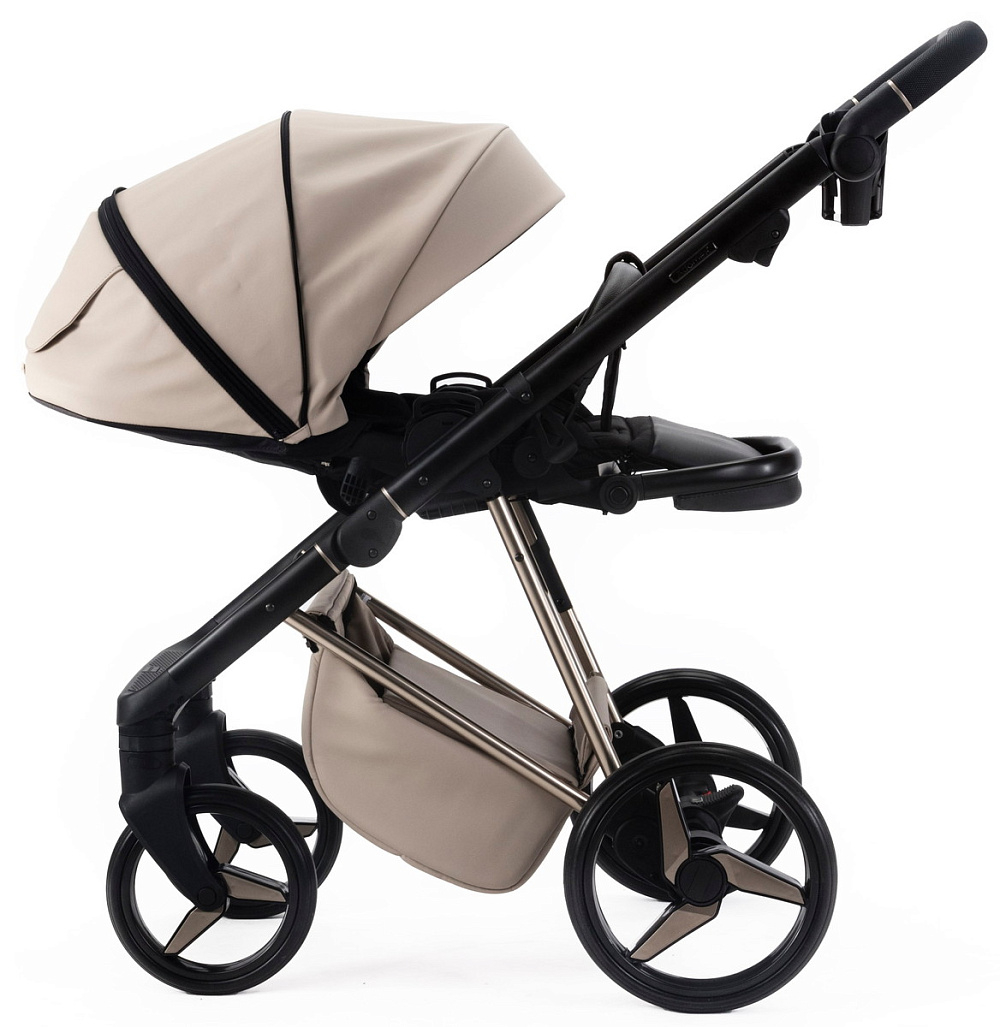 Детская коляска Adamex Quantum Superstar Deluxe 2 в 1 Q-STAR155-K (СВ.БЕЖ.КОЖА+СВ.БЕЖ.ДНО+БЕЖ.РАМА)
