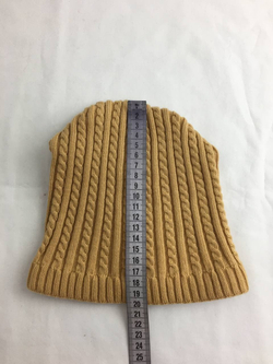 Шапка вязаная на 11-12 лет