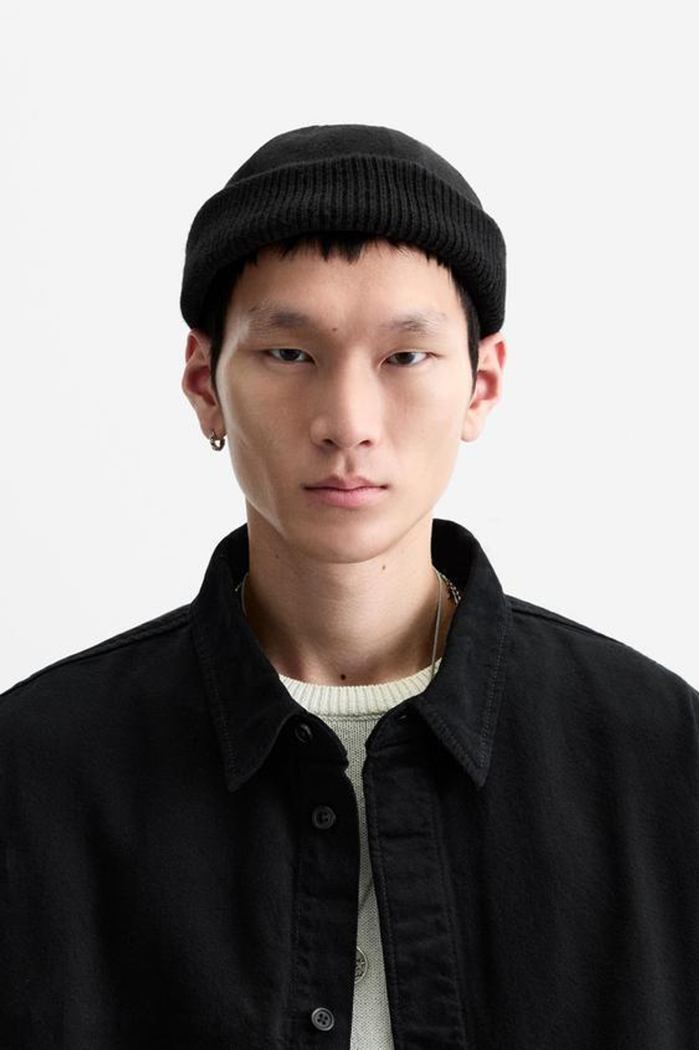 ZARA КОМБИНИРОВАННАЯ ШАПКА С УЗКИМИ ПОЛЯМИ, ЧЕРНЫЙ