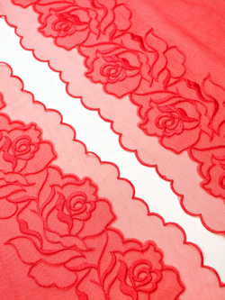 Вышивка на сетке красная ширина 19 см ОТРЕЗ 0,4 м