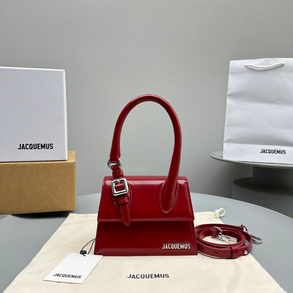 Jacquemus Le Chiquito Moyen Boucle 18 cm