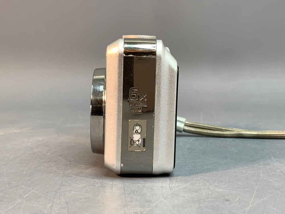 Sony DSC-S800, внутри объектива налет