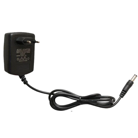 Блок питания импульсный 9V/2A  (адаптер)