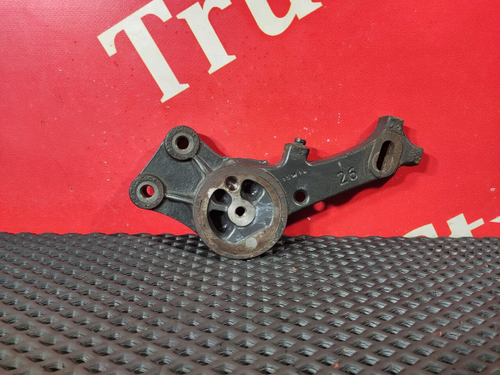 Кронштейн генератора