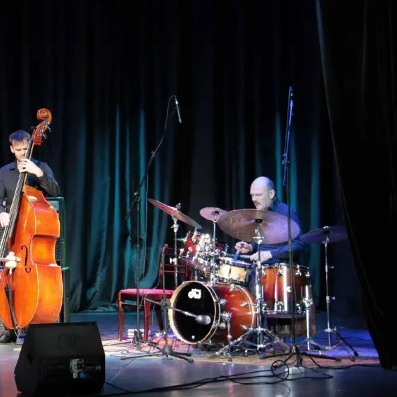 Jon Davis Trio - Unites Continents Tape 38/2 магнитная лента