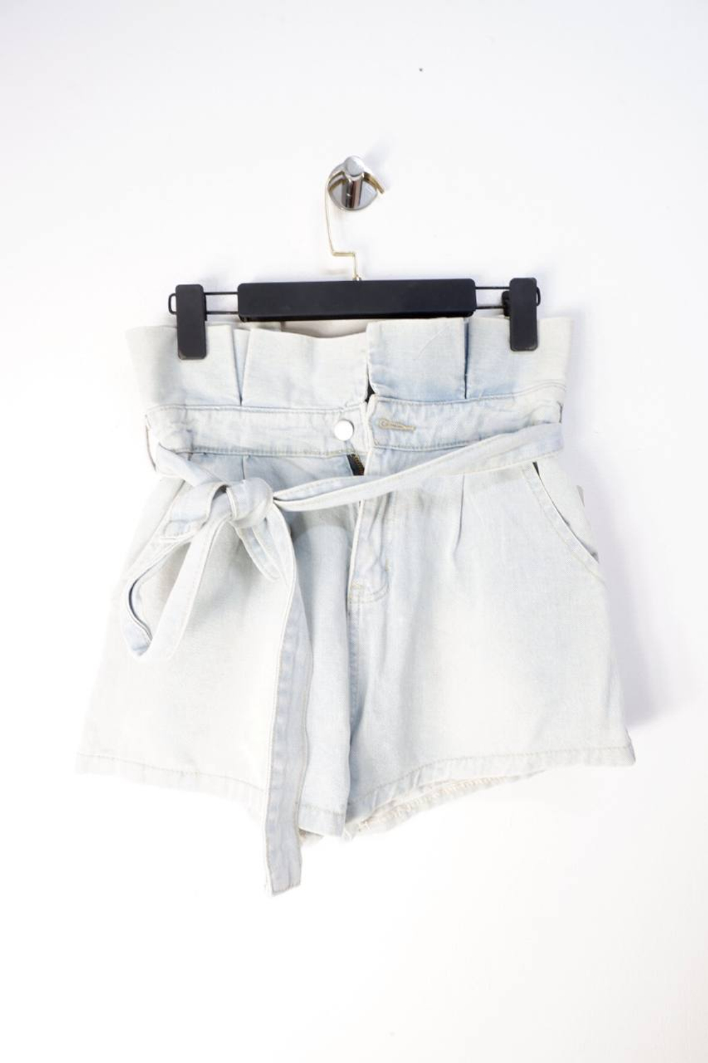 Шорты с завышенной талией, визуально на 44 размер, новые