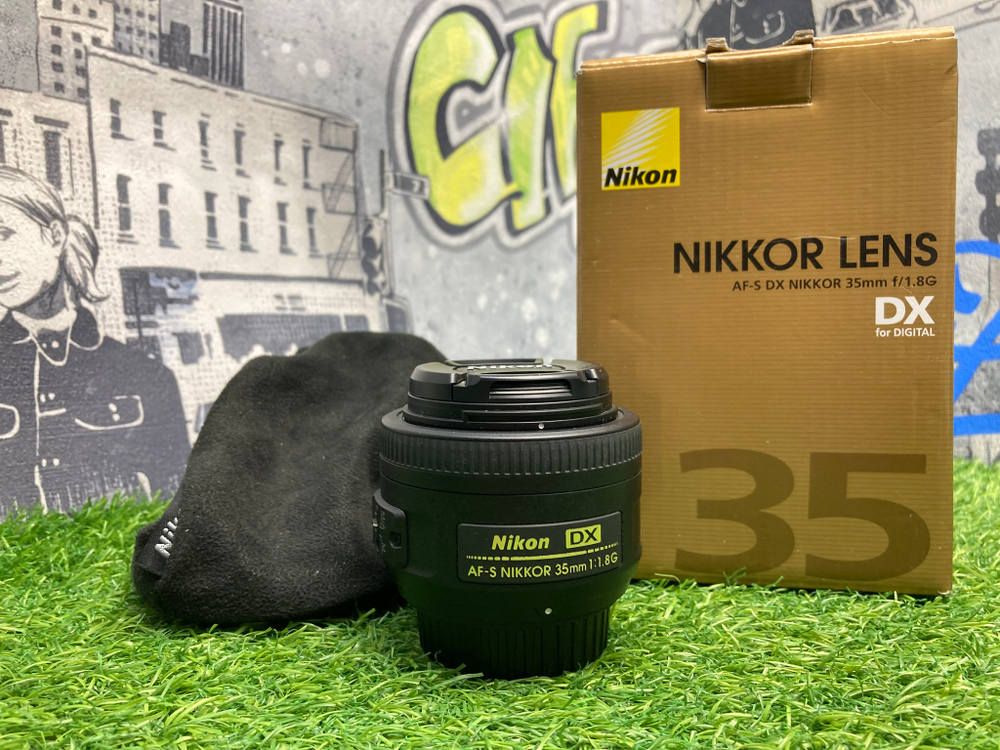 Nikon 35mm 1.8G AF-S DX Nikkor