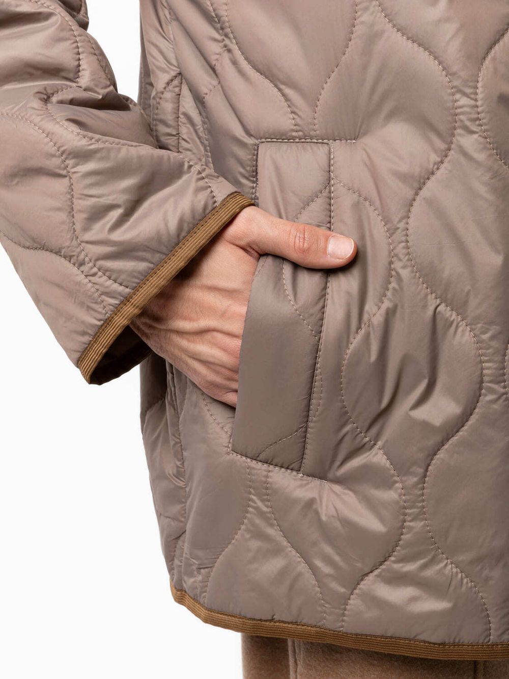 Куртка Dryg стежка короткая песочная