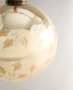 ZARA HOME УКРАШЕНИЯ ДЛЯ РОЖДЕСТВЕНСКОЙ ЁЛКИ В ФОРМЕ ШАРА С ЛИСТЬЯМИ, СЕРЕБРЯНЫЙ