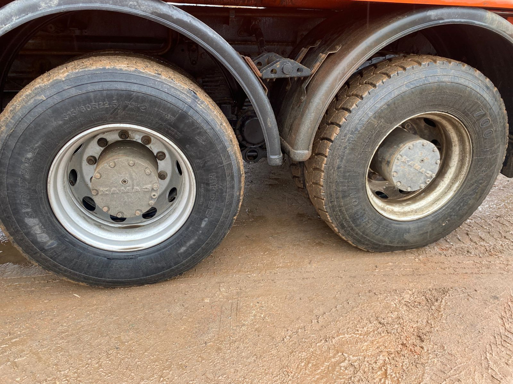 СмолМаш СДК* на шасси КамАЗ 6520 6x4 КДМ СДК-6520( Дизель, 8,9л. 390лс)