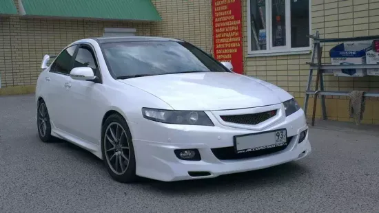 Накладка переднего бампера Mugen для Honda Accord 7