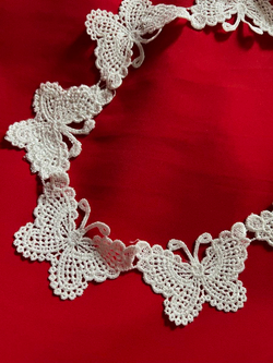 Тесьма кружево для рукоделия и вязания бабочки