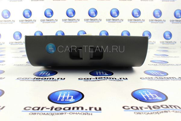 Крышка вещевого ящика (бардачок) на ВАЗ 2113-14-15, нижняя (в сборе)