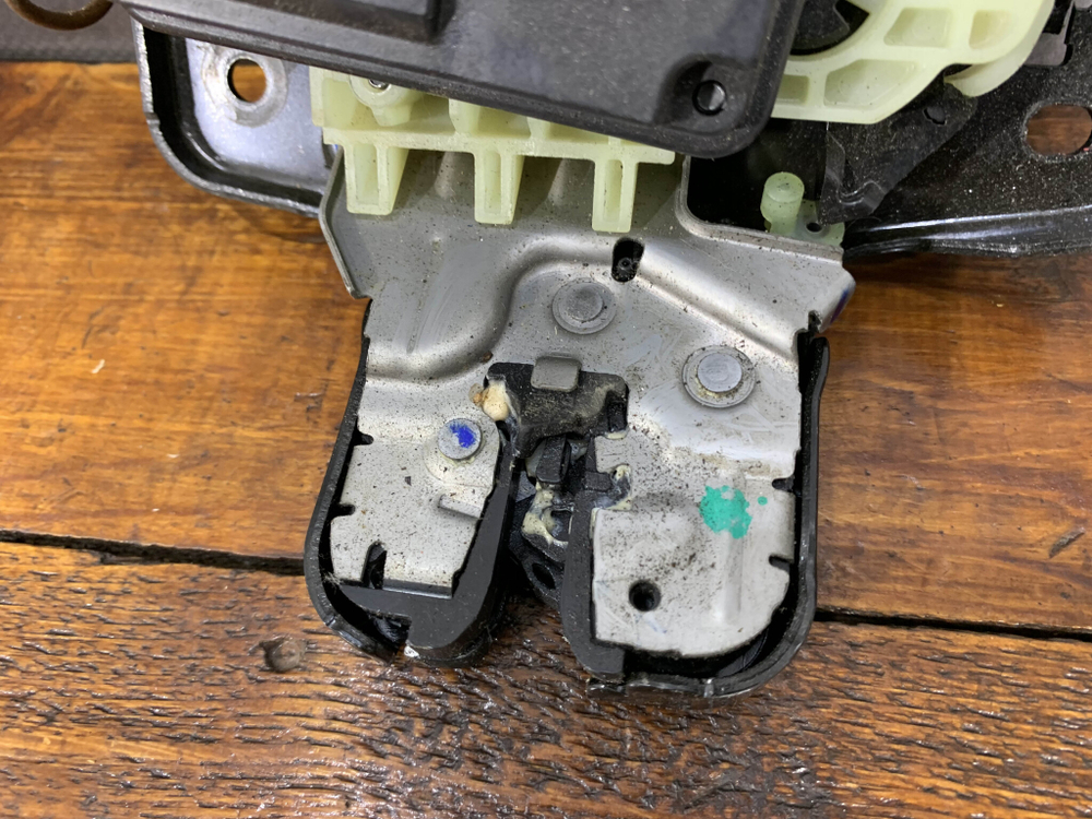 Замок багажника Haval F7 19-нв Б/У Оригинал 6305100XKY74A