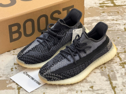 Yееzy Boost 350 V2 Carbon