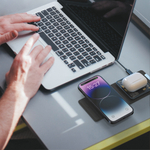Беспроводная зарядная станция 2 в 1 Crystal MagSafe Fold Travel 20Вт, черный