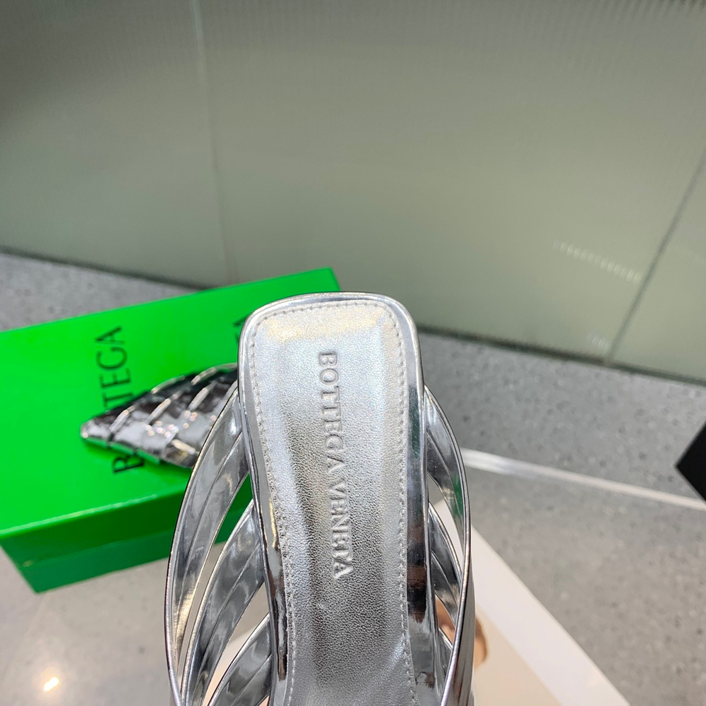 Bottega Veneta Alfie Slipper