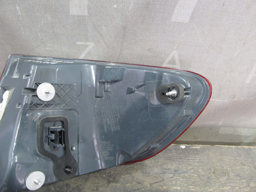 Фонарь задний левый LED BMW 5 (F10) 09-13 Б/У Оригинал 63217203229