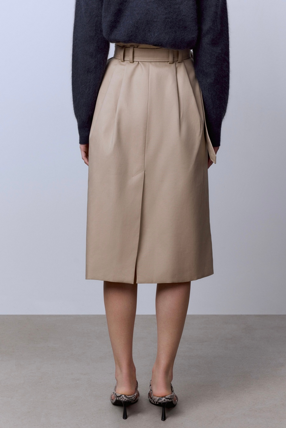 Юбка на запах с поясом